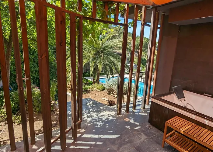 Zen Costa Brava Villa *